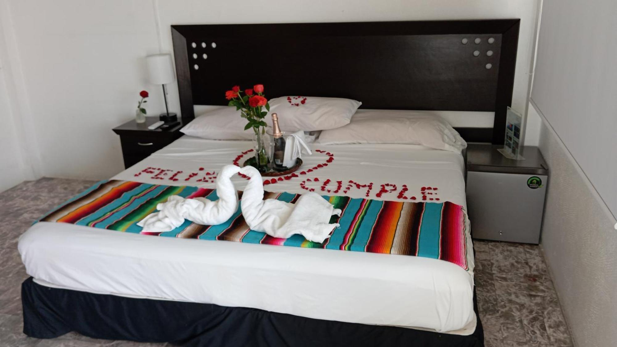 Casa Breizh Hotel Acapulco Exterior photo