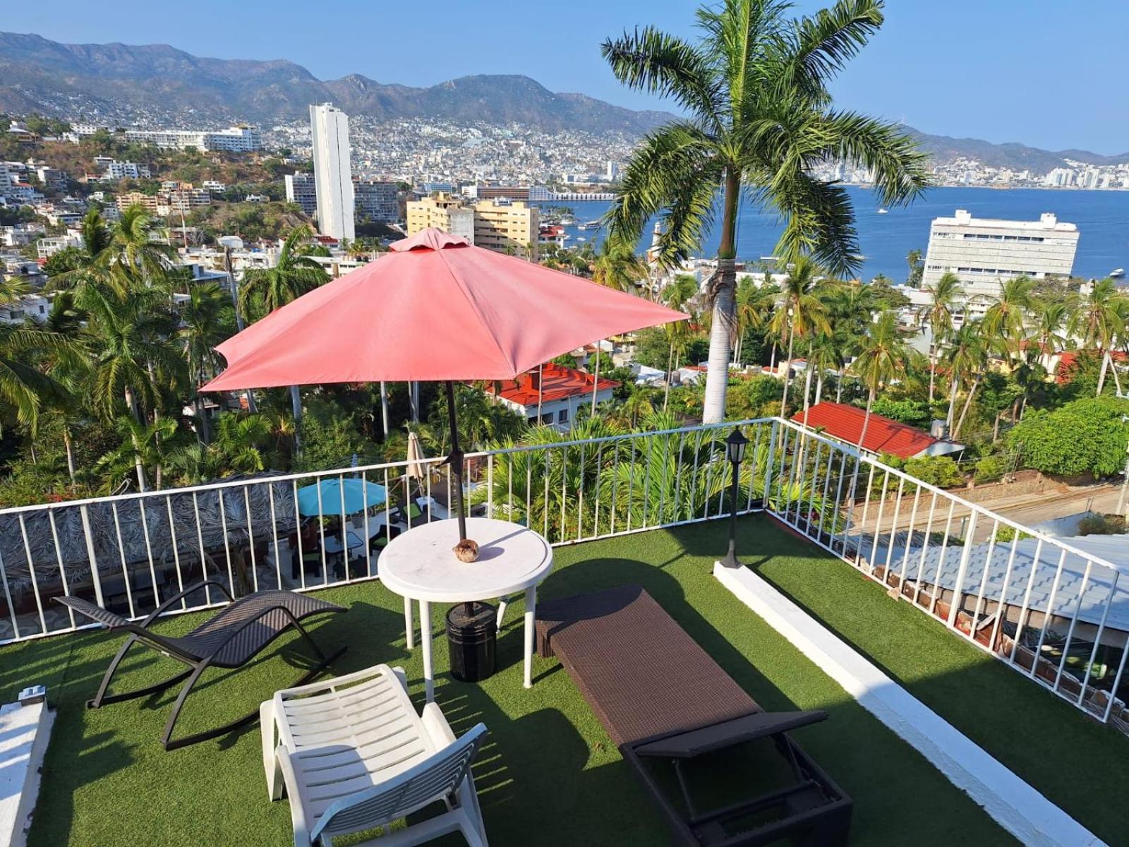 Casa Breizh Hotel Acapulco Exterior photo