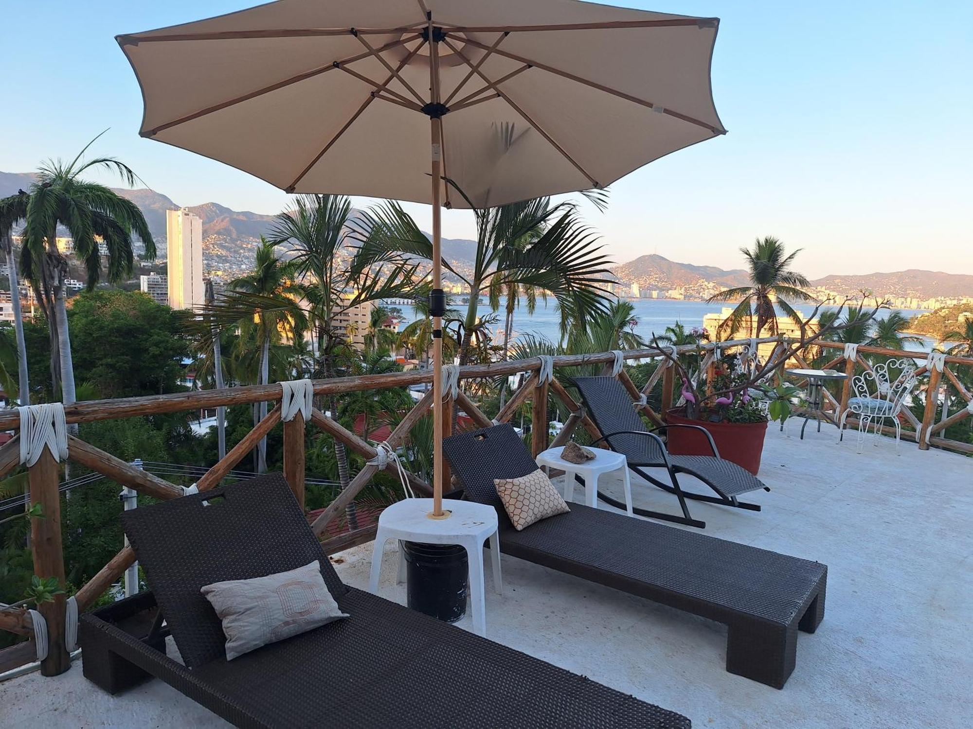Casa Breizh Hotel Acapulco Exterior photo